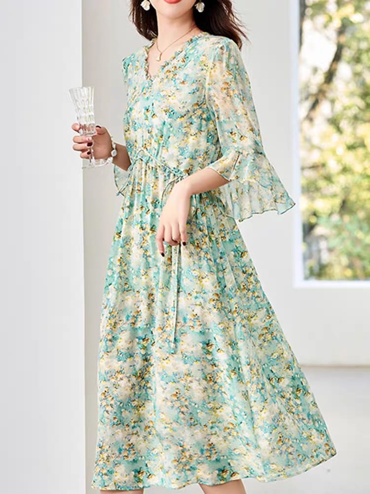 Silk dress women's skirt lace 2024 new summer thin green