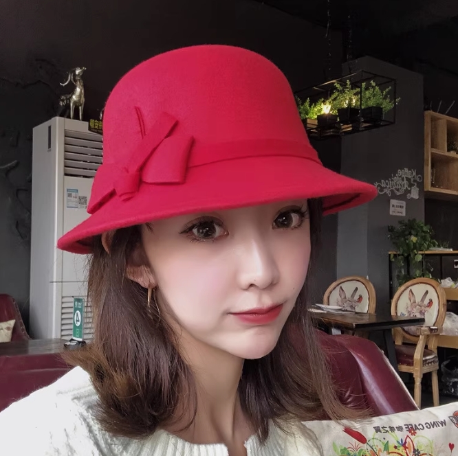 Top Hat Whisper Lady